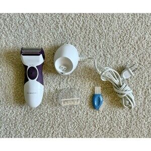Remington Smooth & Silky Rechargeable Wet/Dry Shaver WDF-1500C w/Charger TESTED